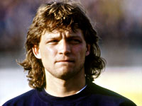 На 55-м году жизни скончался бывший футболит сборной России Василий Кульков