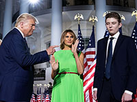 От Мелании Трамп стало известно, что семья президента в полном составе переболела COVID-19