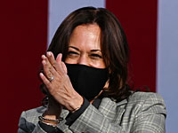 Камала Харрис на обложке Elle: