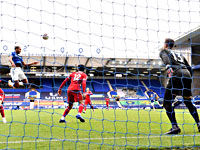 Салах забил сотый гол.