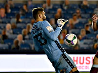 Чемпионат Англии. Вратарь организовал гол в свои ворота