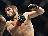 Хабиб Нурмагомедов победил и объявил о завершении карьеры в UFC