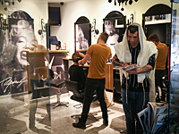 Кабинет по коронавирусу утвердил новые послабления, которые вступят в силу 1 ноября