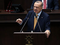 Карикатура Charlie Hebdo с лезущим под юбку пьяным Эрдоганом возмутила Турцию