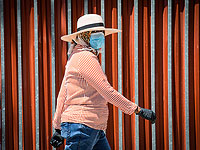 Бензин, гарь, дым? Переболевших COVID-19 преследуют