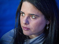 Айелет Шакед направлена в карантин