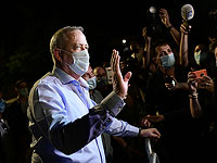 Бени Ганц попросил МВБ и полицию разрешить акции протеста возле его дома