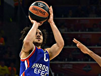 Евролига. Шейн Ларкин и Брайант Данстон не сыграют против