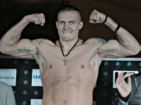 Взвешивание в Лондоне. Усик легче Чисоры на 17 кг