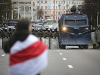 В Минске задержали медиков, вышедших к зданию больницы на акцию солидарности