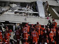 Жертвами землетрясения в Эгейском море стали десятки людей, более 830 пострадавших