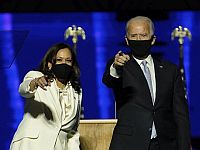 Штаб Байдена требует признания его президентом и начала процесса передачи власти