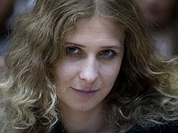В Москве задержали двух участниц Pussy Riot за ношение кокошников