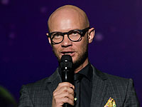 Известный российский телеведущий Дмитрий Хрусталев попал в реанимацию