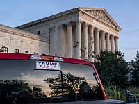 Суд в Пенсильвании отклонил иск Трампа о пересчете голосов. 