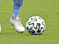 Нападающий 