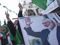 Портрет Ханийи на демонстрации в Газе