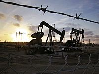 Власти Абу-Даби объявили об обнаружении 24 миллиардов баррелей нефти