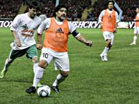 Диего Марадона умер от отека легких