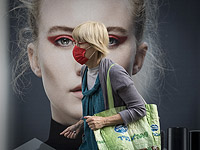 Министры решили вдвое сократить максимальное число посетителей торговых центров