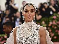 Галь Гадот приглашена в шпионскую серию 