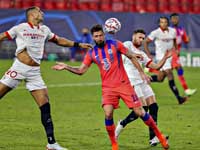 Оливье Жиру установил рекорд и разгромил 