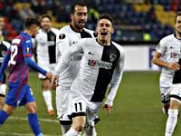 ЦСКА проиграл австрийцам и занял последнее место в группе. Элиэль Перец попал в штангу