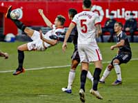 Благодаря автоголу вратаря 