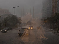 Сильный град парализовал столицу Ливана