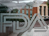 Двое участников испытаний, получивших вакцину Pfizer, умерли