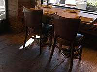 В Нью-Йорке из-за эпидемии коронавируса закрыли рестораны