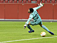 Левита отразил два пенальти.