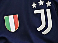 От коронавируса умер бывший полузащитник 