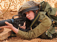 Две девушки-военнослужащие, не сумевшие завершить курсы офицеров ВМФ, требуют пустить их в спецназ