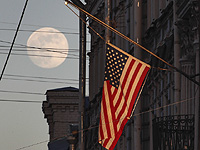 Администрация Трампа закроет два последних генеральных консульства США в России