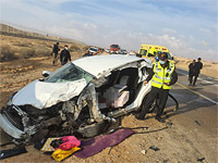 В Негеве столкнулись грузовик и легковой автомобиль, один человек погиб