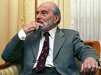 Умер Джордж Блейк, офицер британской MI6, работавший в советской разведке