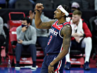 Дени Авдия вышел в стартовой пятерке.