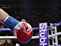 Бокс. Три нокдауна и нокаут в первом раунде