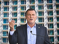 Эдельштейн распорядился отменить принудительный карантин в гостиницах для прилетевших из любой страны