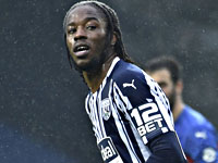 Чемпионат Англии. Автогол из-за пределов штрафной