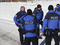 Лыжные гонки. Автобус сборной России едва не провалился под лед