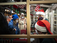 Коронавирус в России: за сутки выявлены около 28 тысяч заразившихся коронавирусом, 487 больных умерли