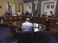 Палата представителей Конгресса США призвала Пенса отстранить Трампа от власти