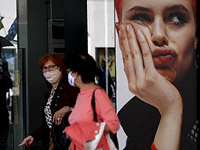 Почему ношение одноразовой маски в течение нескольких дней может быть опасным