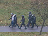 Врач из Минска, болеющий COVID-19, был задержан и приговорен к 15 суткам тюрьмы