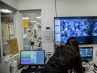 Коронавирус в Израиле: состояние 1147 больных тяжелое и критическое, 293 из них подключены к ИВЛ