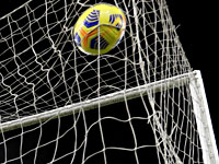 Автогол вратаря вывел 