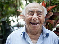 Умер скульптор Ицхак Бельфер, последний из воспитанников Януша Корчака