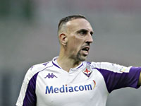 Кокорин пока не дебютировал. 